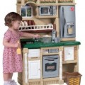 green-play-kitchen