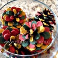 painting pinecones
