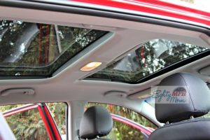 KIA Sportage,Sunroof