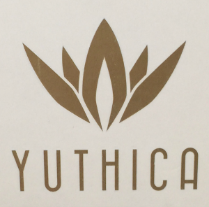 yuthica soy candles