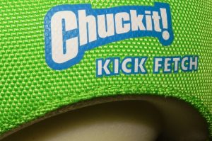 Chuckit! Max Glow Kick Fetch