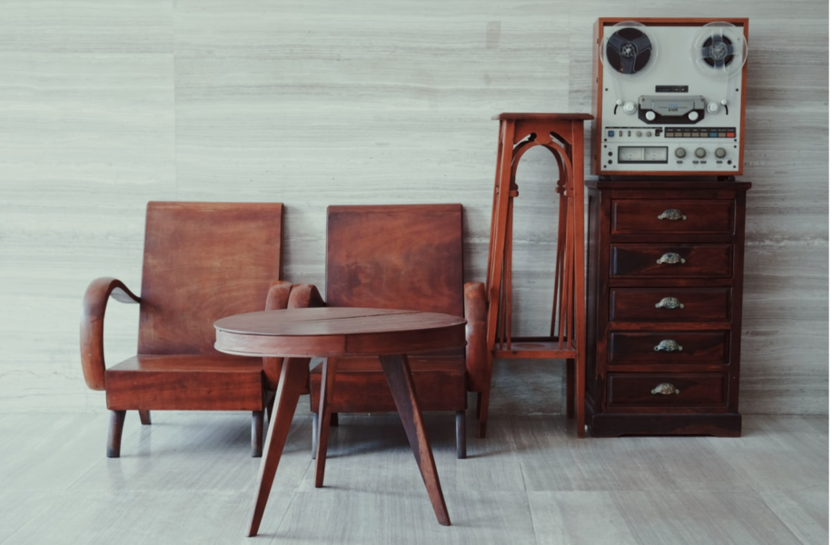 choosing wood furniture for your home