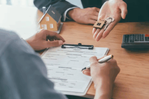 The Mom-Friendly Guide To Budgeting For A Household Move
